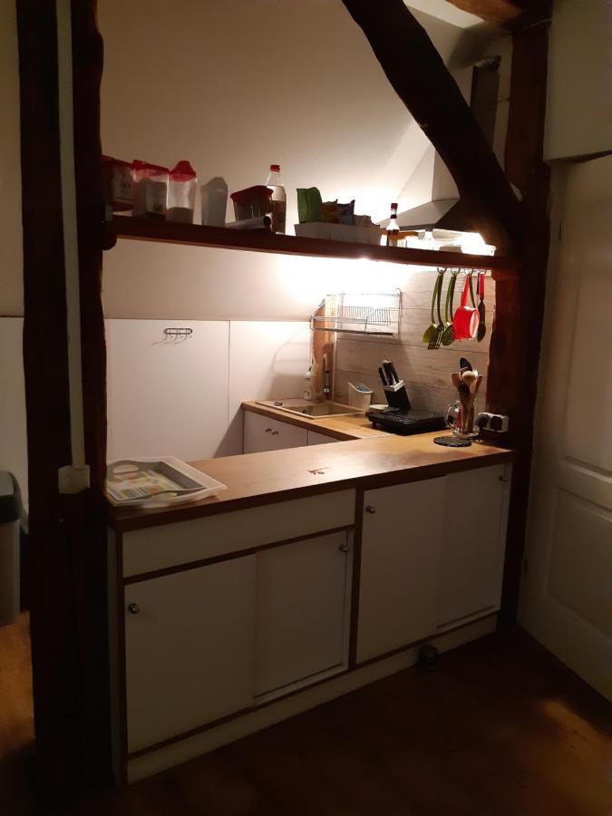 Marka Pokoje Goscinne Миелно Екстериор снимка